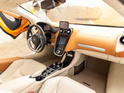 2020 Mclaren GT 照片 54