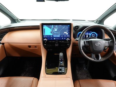 صورة 14 لـ 2023 Toyota VELLFIRE