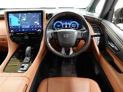 صورة 15 لـ 2023 Toyota VELLFIRE