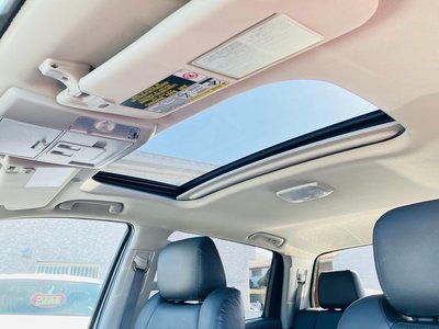 2014 Toyota TUNDRA thumbnail 32