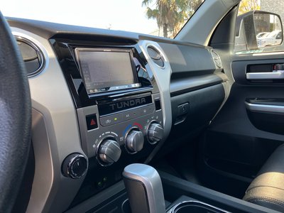 2014 Toyota TUNDRA thumbnail 34