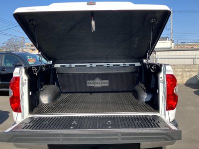 2014 Toyota TUNDRA thumbnail 20