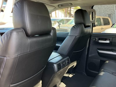 2014 Toyota TUNDRA thumbnail 46
