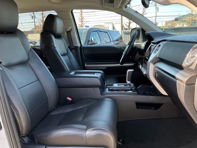 2014 Toyota TUNDRA thumbnail 45