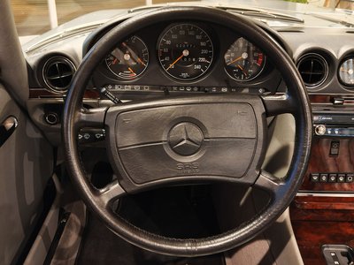 صورة 14 لـ 1989 Mercedes-BENZ SL