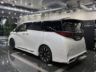 2025 Toyota ALPHARD — фото 3