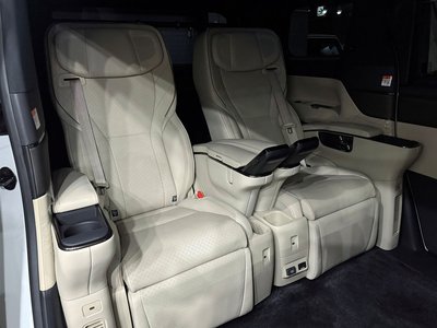 2025 Toyota ALPHARD — фото 11