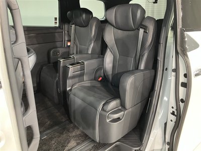 2023 Toyota ALPHARD thumbnail 26