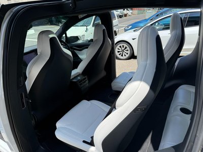 2019 Tesla MODEL X thumbnail 33