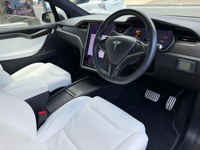 2019 Tesla MODEL X thumbnail 25