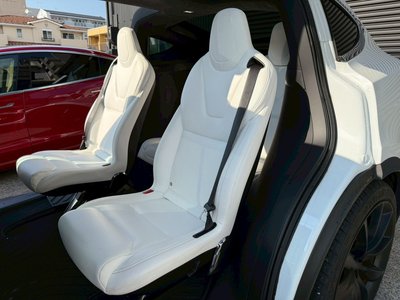 2019 Tesla MODEL X thumbnail 6
