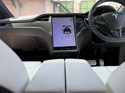 2019 Tesla MODEL X thumbnail 36
