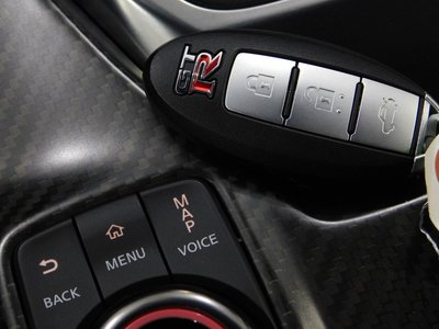 2017 Nissan GT-R 缩略图 19