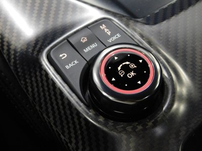 2017 Nissan GT-R 缩略图 11