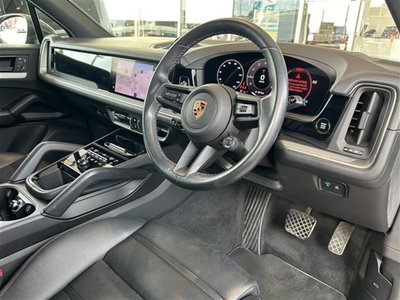 2024 Porsche CAYENNE thumbnail 64