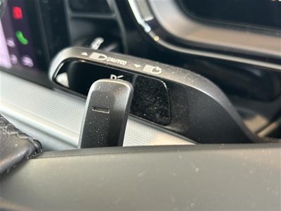 2024 Porsche CAYENNE photo 13
