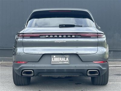2024 Porsche CAYENNE thumbnail 85