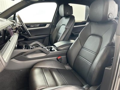 2024 Porsche CAYENNE thumbnail 71