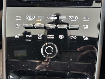 2024 Porsche CAYENNE thumbnail 49