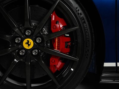 صورة 22 لـ 2019 Ferrari 488 PISTA