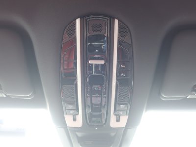 2022 Porsche CAYENNE thumbnail 49