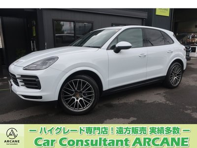2022 Porsche CAYENNE photo 1