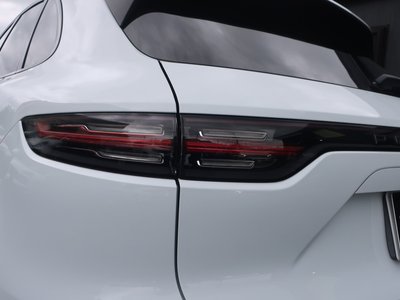 2022 Porsche CAYENNE thumbnail 70