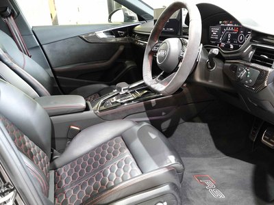 2022 AUDI RS4 AVANT — миниатюра 17