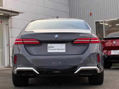 2026 BMW 5 SERIES 照片 7