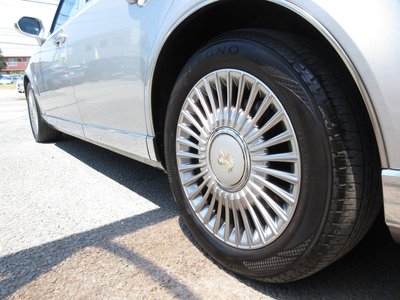 صورة مصغرة 77 لـ 2019 Toyota CENTURY