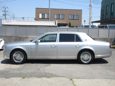 صورة مصغرة 35 لـ 2019 Toyota CENTURY
