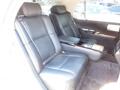 صورة مصغرة 56 لـ 2019 Toyota CENTURY