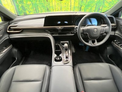 صورة 2 لـ 2026 Toyota CROWN ESTATE