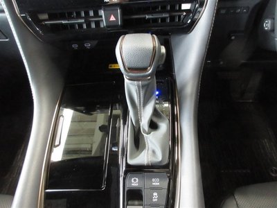 صورة 19 لـ 2024 Toyota ALPHARD