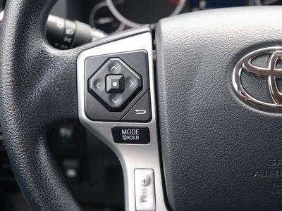 2017 Toyota TUNDRA thumbnail 35