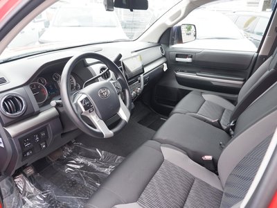 2017 Toyota TUNDRA 照片 3