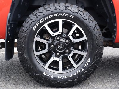 2017 Toyota TUNDRA thumbnail 30