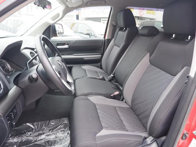 2017 Toyota TUNDRA thumbnail 40