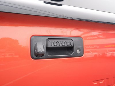 2017 Toyota TUNDRA thumbnail 19