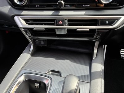 2024 Lexus RX — миниатюра 29