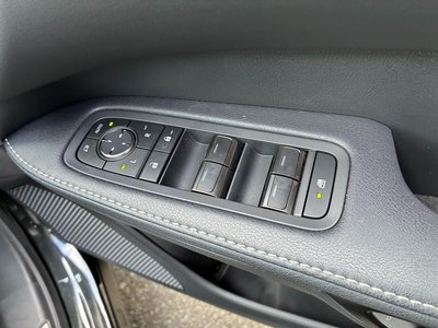 2024 Lexus RX — миниатюра 25