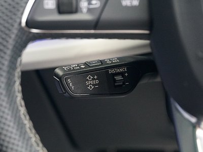2025 AUDI Q8 photo 14
