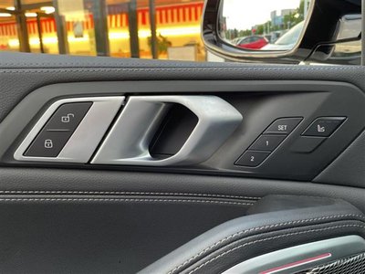 2020 BMW X6 缩略图 24