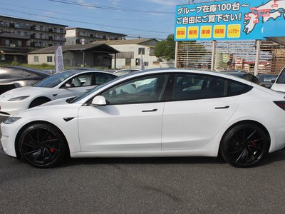 صورة مصغرة 10 لـ 2024 Tesla MODEL 3