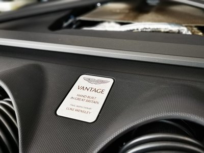 2025 Aston Martin VANTAGE 缩略图 27