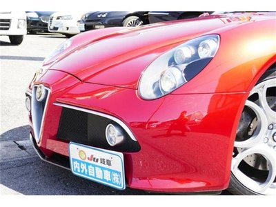 صورة 8 لـ 2009 ALFA Romeo 8C
