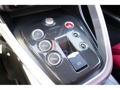 صورة 15 لـ 2009 ALFA Romeo 8C