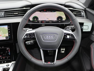 2025 AUDI Q8 E-TRON photo 3