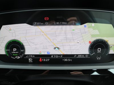 2025 AUDI Q8 E-TRON photo 6