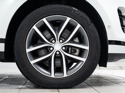 2024 LAND Rover RANGE ROVER EVOQUE photo 5